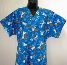 Load image into Gallery viewer, Frozen Olaf Medical Scrub Top I Love Warm Hugs Unisex Style for Men & Women