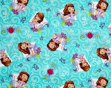 Load image into Gallery viewer, Princess Sophia Amulet The Power of the Amulet Green Fabric Nurse Medical Scrub Top Unisex Style for Men &amp; Women *LAST ONE
